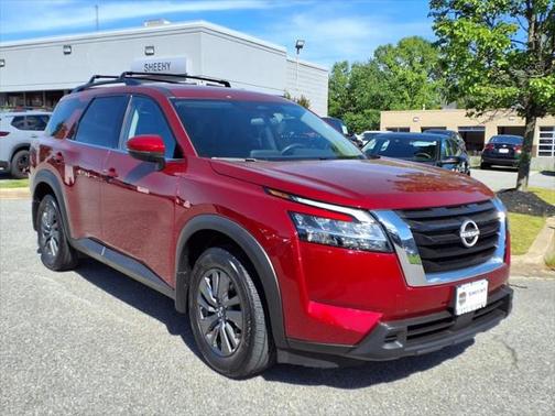 2022 Nissan Pathfinder SV 4WD