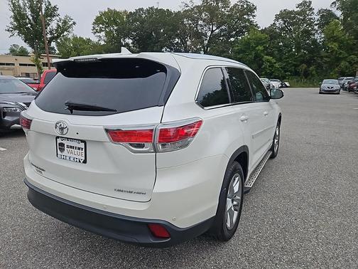 2016 Toyota Highlander Limited Platinum