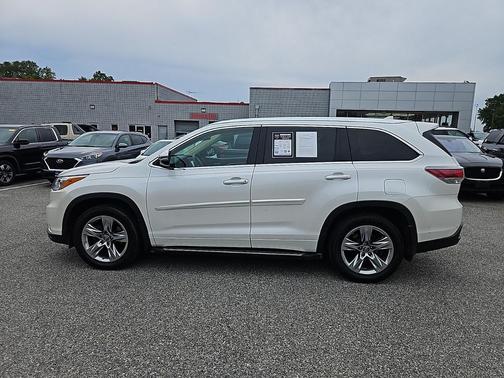 2016 Toyota Highlander Limited Platinum