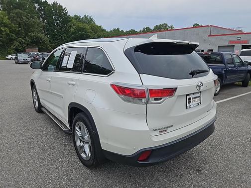2016 Toyota Highlander Limited Platinum