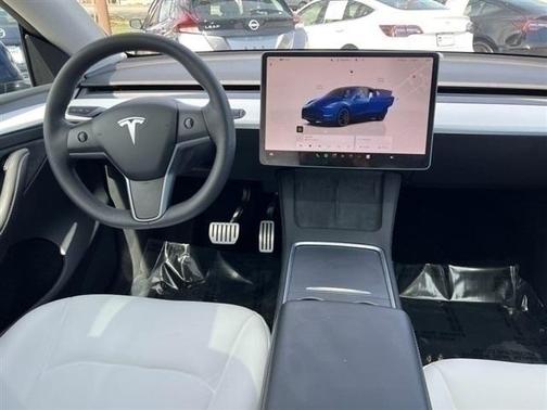 2024 Tesla Model Y Performance Dual Motor All-Wheel Drive