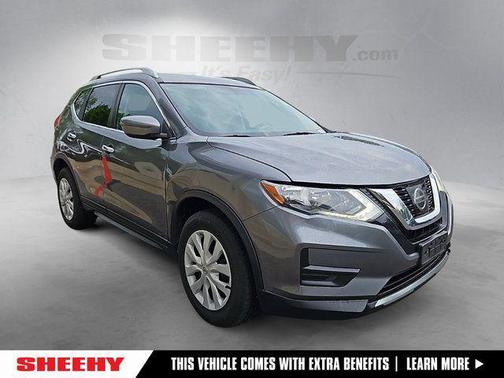 Gun Metallic 2017 Nissan Rogue S