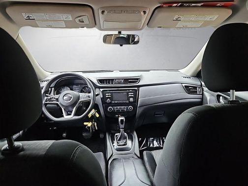 Gun Metallic 2017 Nissan Rogue S
