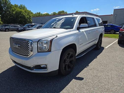 2017 GMC Yukon XL Denali