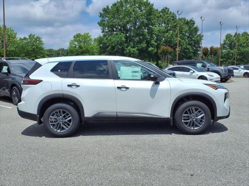 2025 Nissan Rogue S