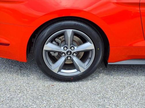 2016 Ford Mustang V6