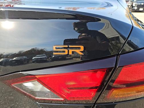 2025 Nissan Altima SR FWD