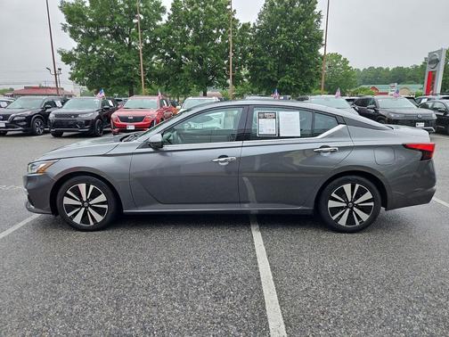Gun Metallic 2019 Nissan Altima 2.5 SV
