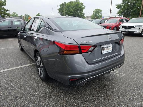 Gun Metallic 2019 Nissan Altima 2.5 SV