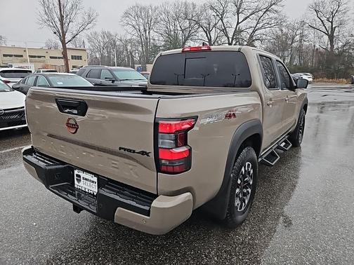 2024 Nissan Frontier PRO-4X
