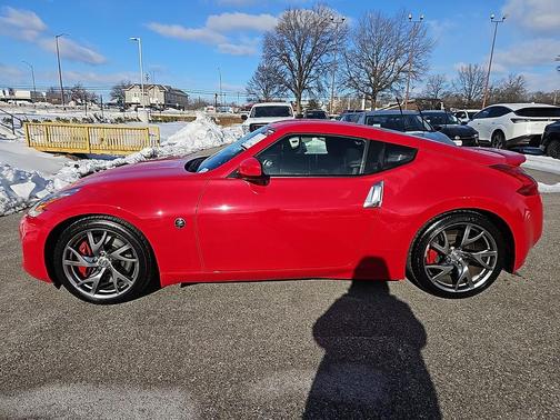 2015 Nissan 370Z Sport