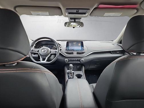 2020 Nissan Altima SR VC-Turbo FWD