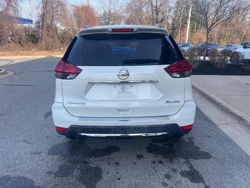 2018 Nissan Rogue SL