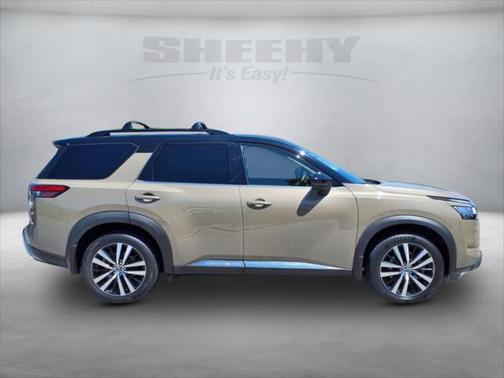 2023 Nissan Pathfinder Platinum 4WD