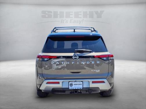 2023 Nissan Pathfinder Platinum 4WD