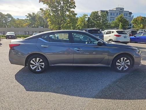 2024 Nissan Altima S FWD