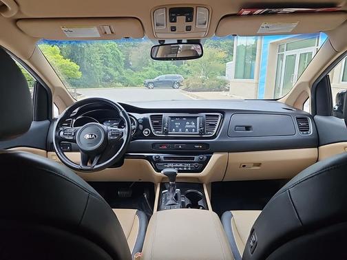 2017 Kia Sedona EX