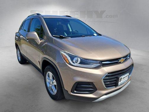 Sandy Ridge Metallic 2018 Chevrolet Trax LT