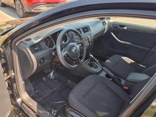2015 Volkswagen Jetta Auto S w/Technology