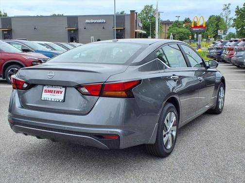 2025 Nissan Altima S FWD