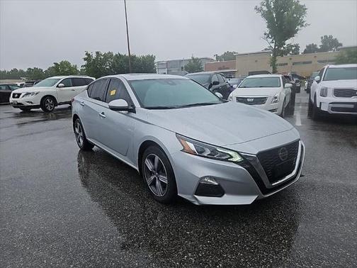 2021 Nissan Altima 2.5 SV