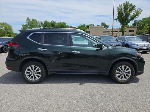 Midnight Pine Metallic 2020 Nissan Rogue SV