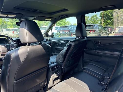 2022 Honda Pilot AWD TrailSport