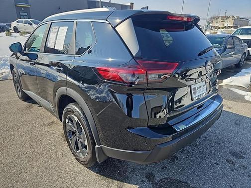 2024 Nissan Rogue SV