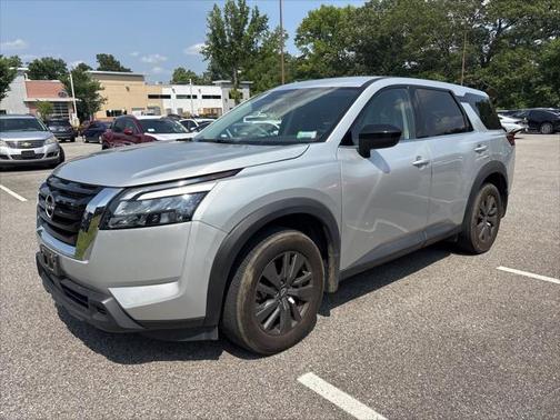 2023 Nissan Pathfinder S 4WD