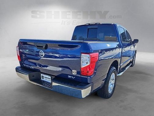 2019 Nissan Titan SV