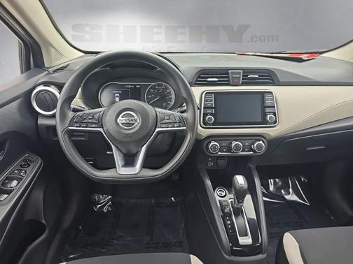 2021 Nissan Versa 1.6 SV