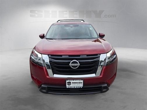 2022 Nissan Pathfinder SV 4WD