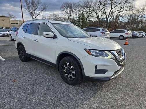 2020 Nissan Rogue SV