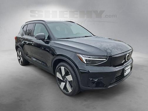 2024 Volvo XC40 Recharge Pure Electric Twin Plus
