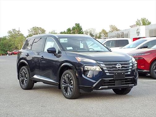 2025 Nissan Rogue Platinum