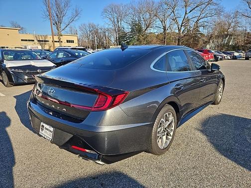 2021 Hyundai SONATA SEL