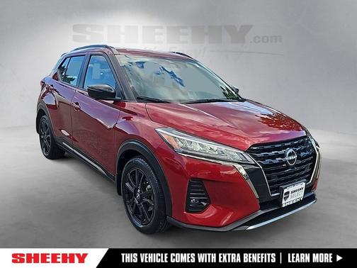 2022 Nissan Kicks SR