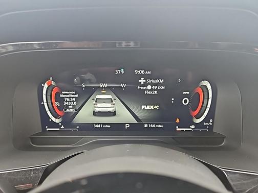 2025 Nissan Pathfinder Platinum 4WD