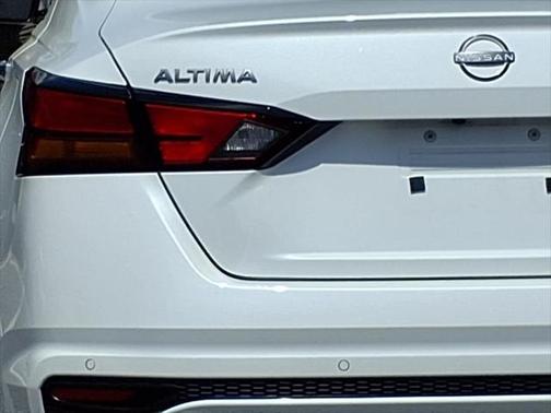 2024 Nissan Altima 2.5 SL
