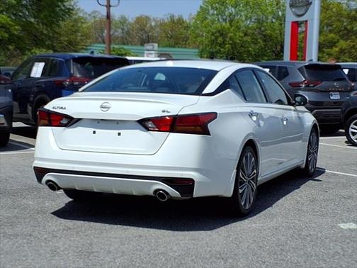 2024 Nissan Altima 2.5 SL
