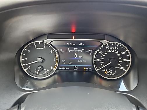 2023 Nissan Altima SR FWD