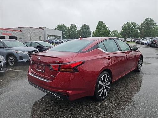 2021 Nissan Altima SR Intelligent AWD