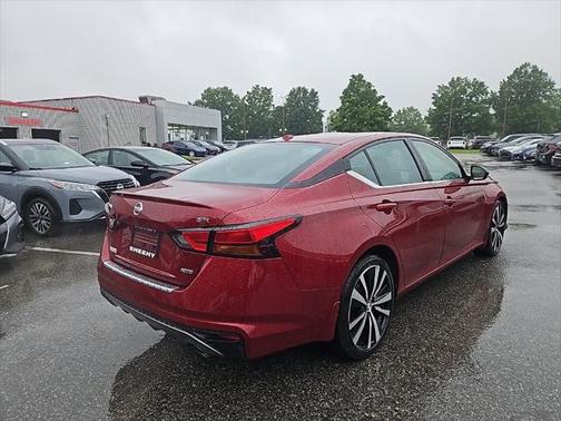 2021 Nissan Altima SR Intelligent AWD