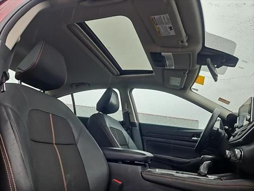 2021 Nissan Altima SR Intelligent AWD