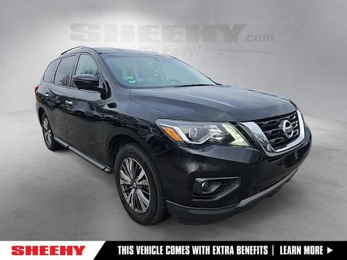 2017 Nissan Pathfinder SL