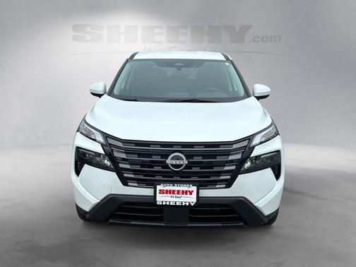 White Pearl 2026 Nissan Rogue SV