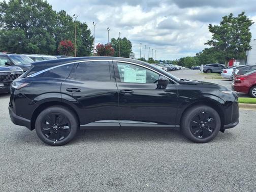 2025 Nissan Murano SV