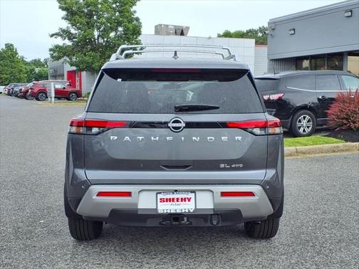 2025 Nissan Pathfinder SL 4WD