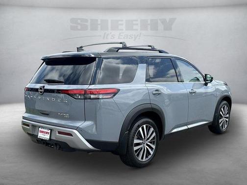2022 Nissan Pathfinder Platinum 4WD