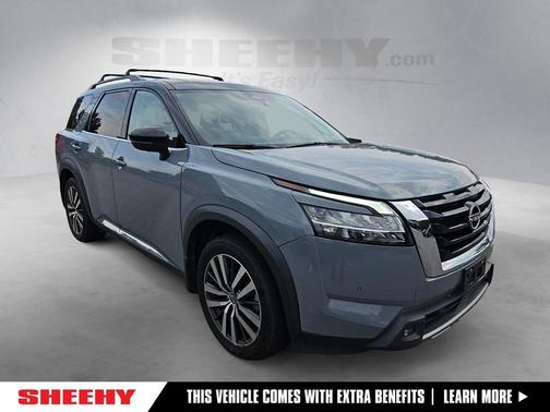 2022 Nissan Pathfinder Platinum 4WD